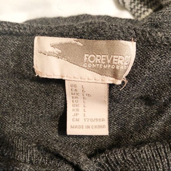 Forever 21 Sweater Hoodie - Picture 3 of 4
